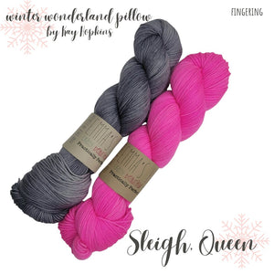 Sleigh, Queen - Winter Wonderland Pillow Kit (FINGERING)