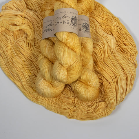 Yellow Submarine - Washable Worsted Wool (6)